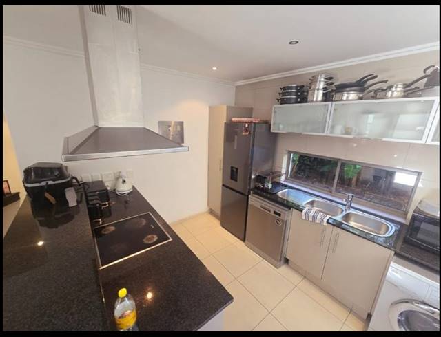 2 BEDROOM DUPLEX FOR SALE IN PARKMORE